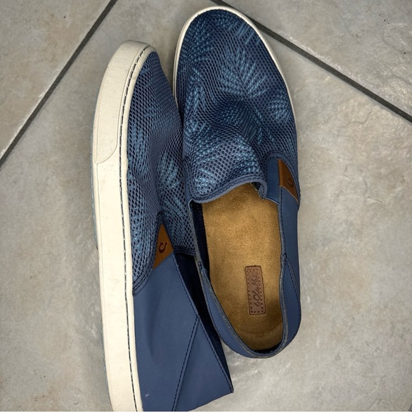 Women’s Olukai Blue Palm slip ons size 10 - Picture 8 of 9